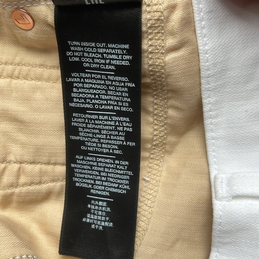 SOLD7 For All Mankind NWT Josefina Feminine Boyfriend Jeans in White Size 27 NEW - Picture 11 of 16